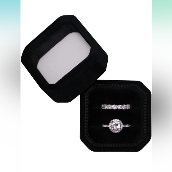 Jewelry - Black Ring Box Two Slots